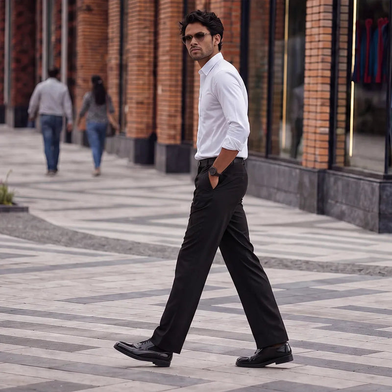 Wide-leg trousers that travel well