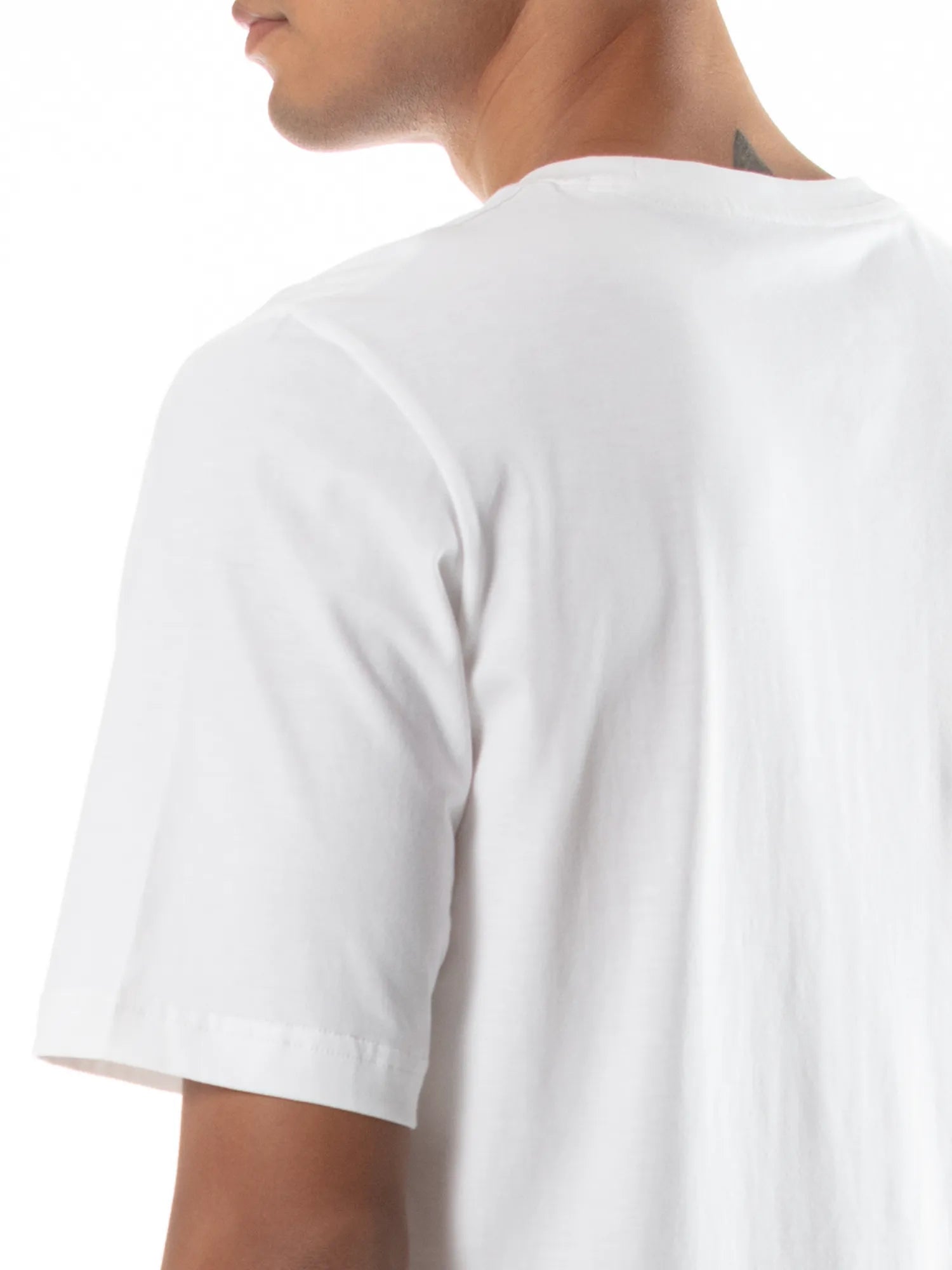 Everyday Tee feature image 2