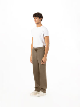 Wide-leg pants