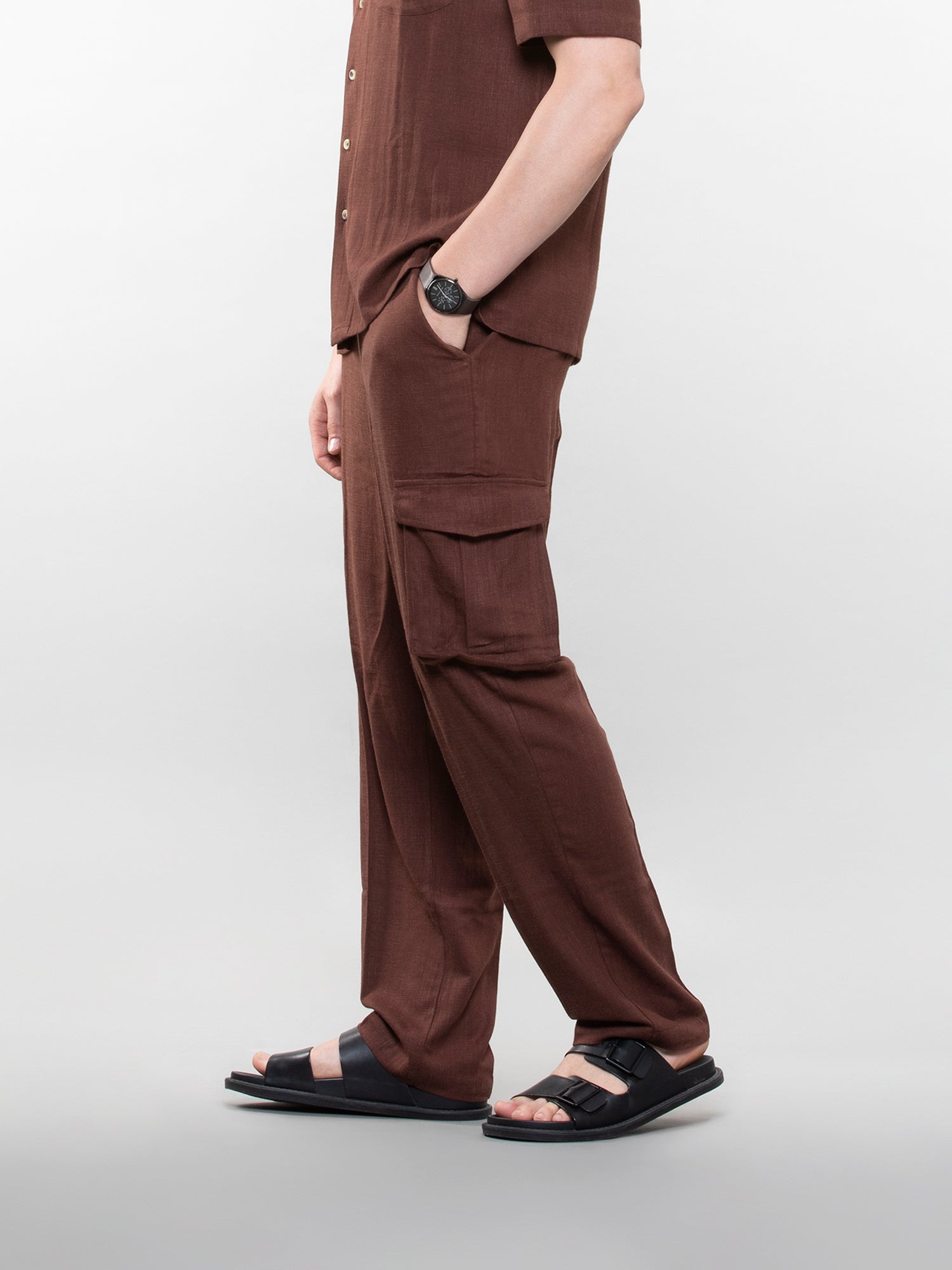Buy Men's Breathable Mocha Cargo Pants Online