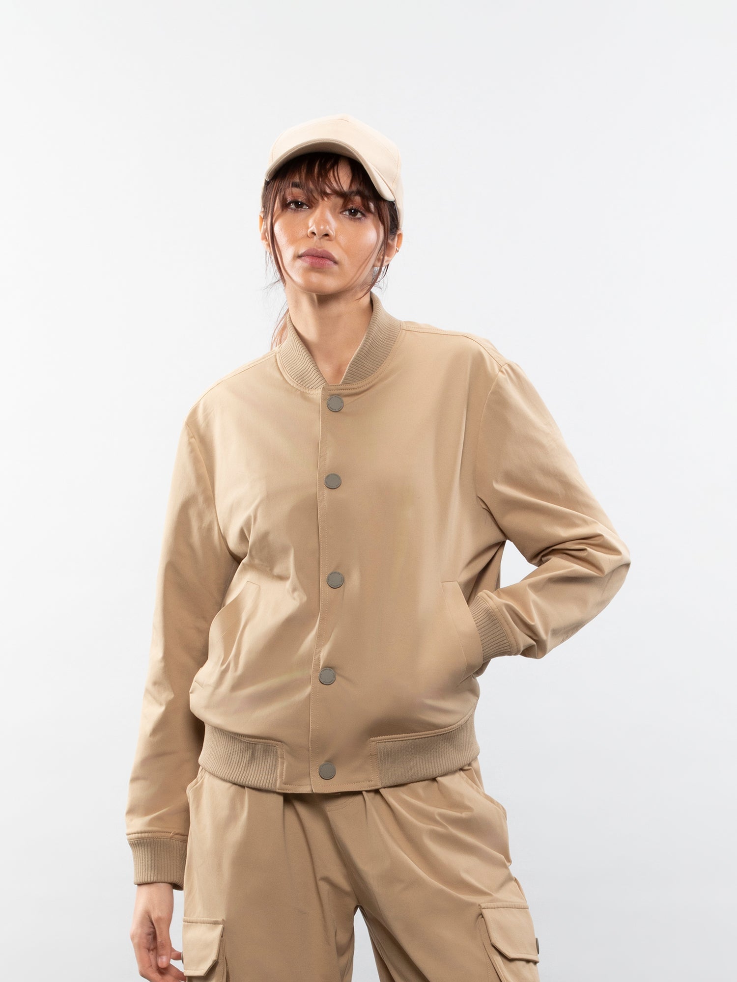 Compact traveller – Love Pangolin - Main Image