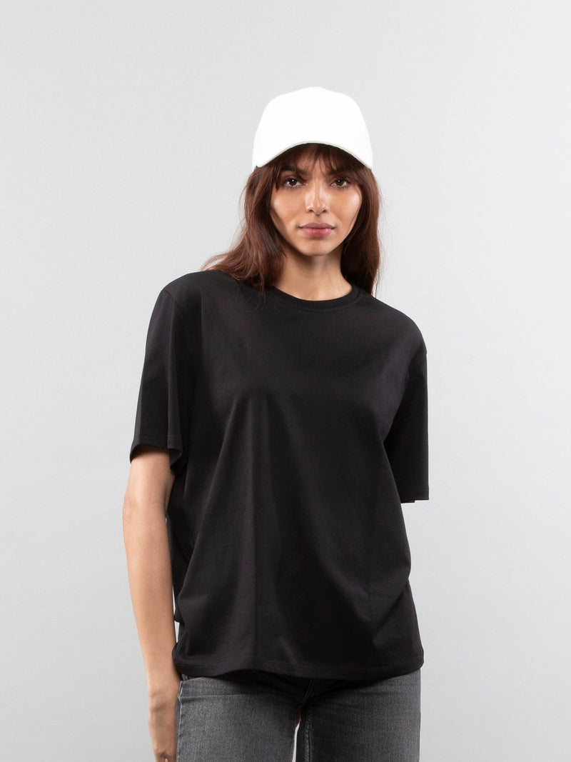 The crew neck tee