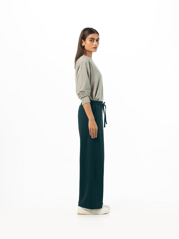 Wide-leg pants