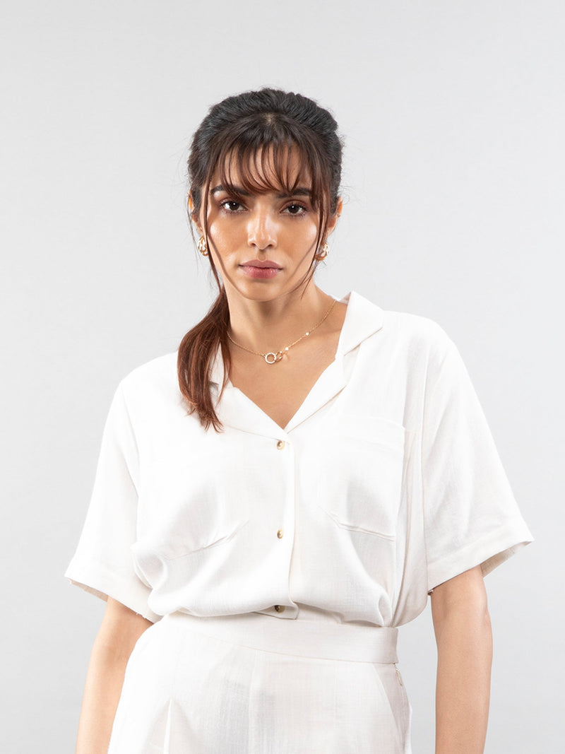 Short-sleeve relaxed shirt